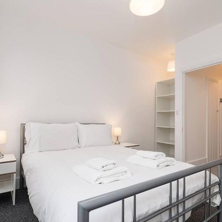 لندن Guestready - Modern 2-Bed For 4 In Golders Green! المظهر الخارجي الصورة