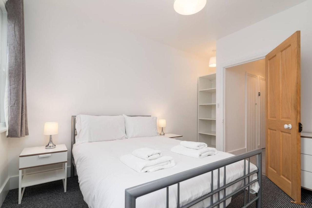لندن Guestready - Modern 2-Bed For 4 In Golders Green! المظهر الخارجي الصورة